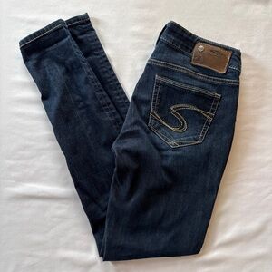 Silver Jeans Dark Indigo Skinny Jeans with Contrast Stitching